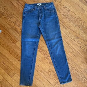 Classic High-Rise Skinny Jeans in Medium Blue